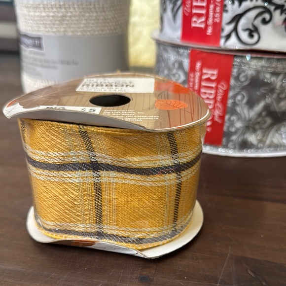 Kirkland Ribbon Collection - Picture 4 of 6